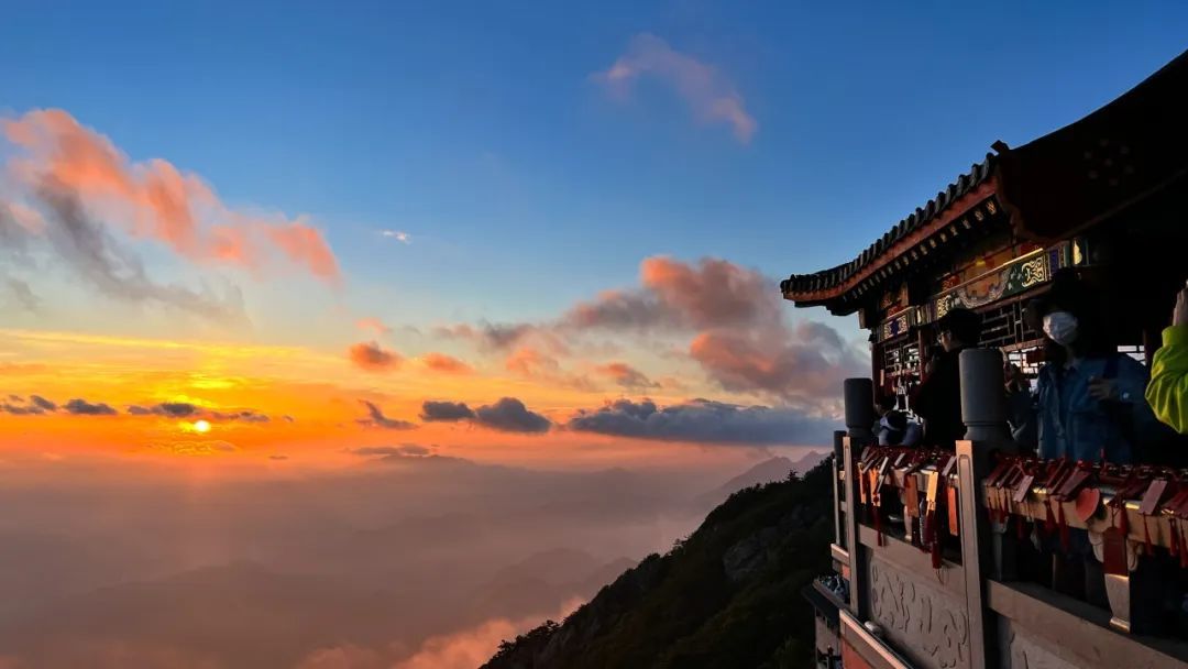 老君山日出最佳位置_老君山上看日出_老君山看日出攻略