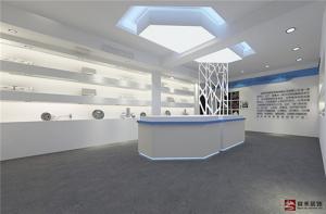 济南展示空间设计基础原则三  一个好的展示空间设计需要设计师仔细地分析参观者的活动行为并在设计中科学的态度对人机工程学给以充分的重视，使展示空间的形状，尺寸与人体尺度之间有恰当的配合，使空间内各部分的比例