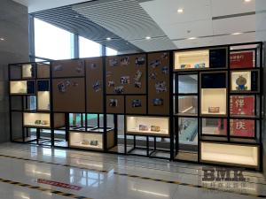 展示空间装修图,南京展柜厂_展柜设计_展柜制作_展柜定制_标杆展柜厂